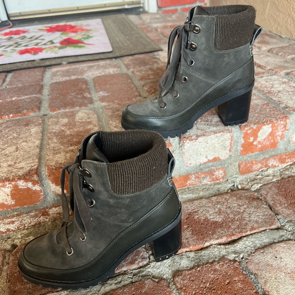 UGG Redwood Waterproof Bootie Womens Nordstrom Boots Size 6.5 US *Retail $110 - Picture 2 of 7